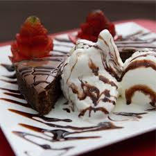 BROWNIE HELADO PARA COMPARTIR